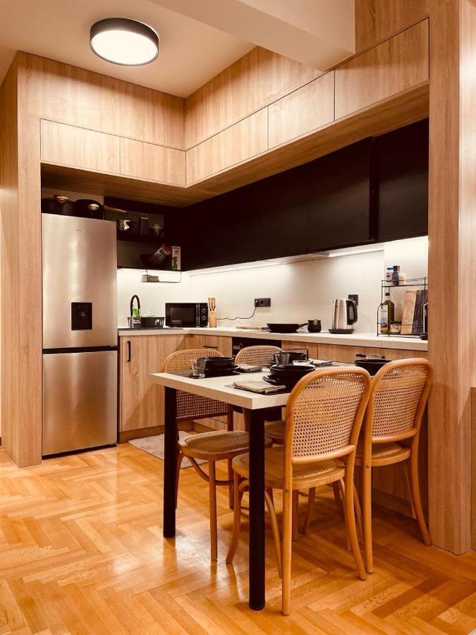 2 Bedroom Apt - Live Like A Local In Kolonaki Athènes Extérieur photo