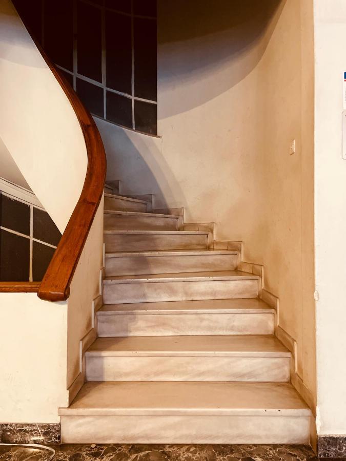 2 Bedroom Apt - Live Like A Local In Kolonaki Athènes Extérieur photo