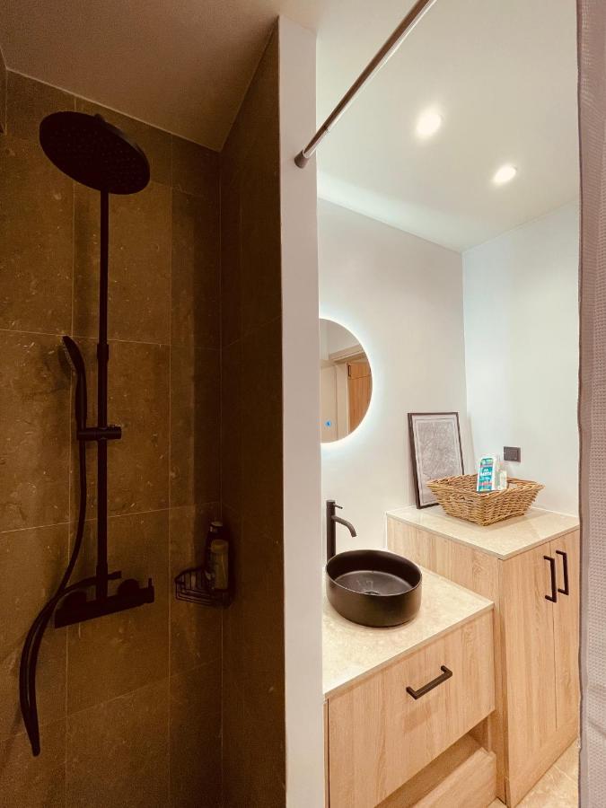 2 Bedroom Apt - Live Like A Local In Kolonaki Athènes Extérieur photo