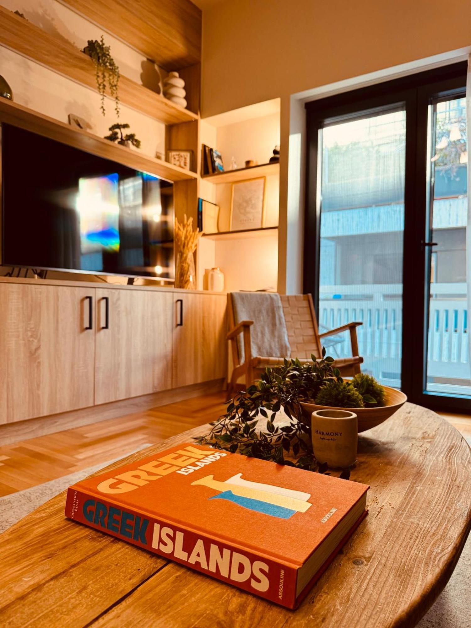 2 Bedroom Apt - Live Like A Local In Kolonaki Athènes Extérieur photo